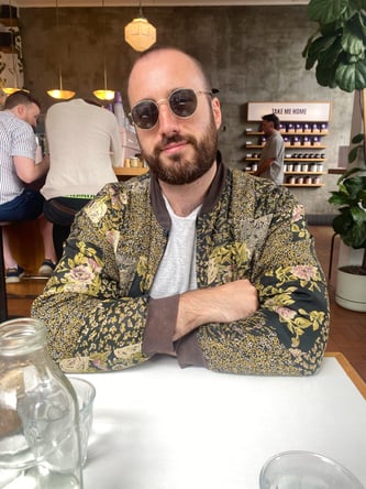 cafe_Jake Cleland
