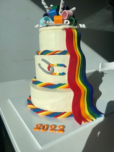 Our incredible Pride Month Cake, courtesy of @meldymakescakes